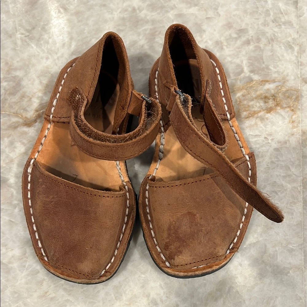 Pons Quintana Brown Sandals Casual Flip Flops